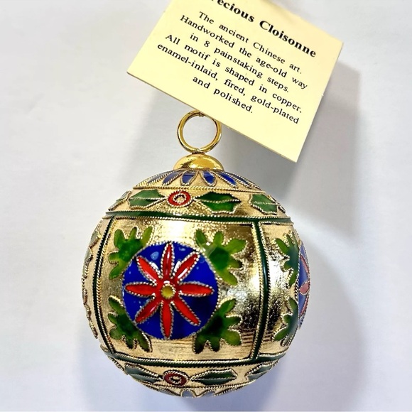 Cloisonné Enamel Ornament Gold Plate Red Blue Green Flower & Holly Artisan Made - Picture 1 of 13